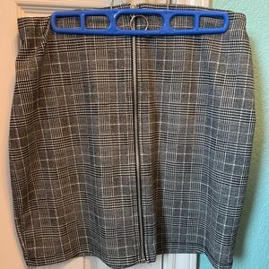 Black and White Patterned Skirt